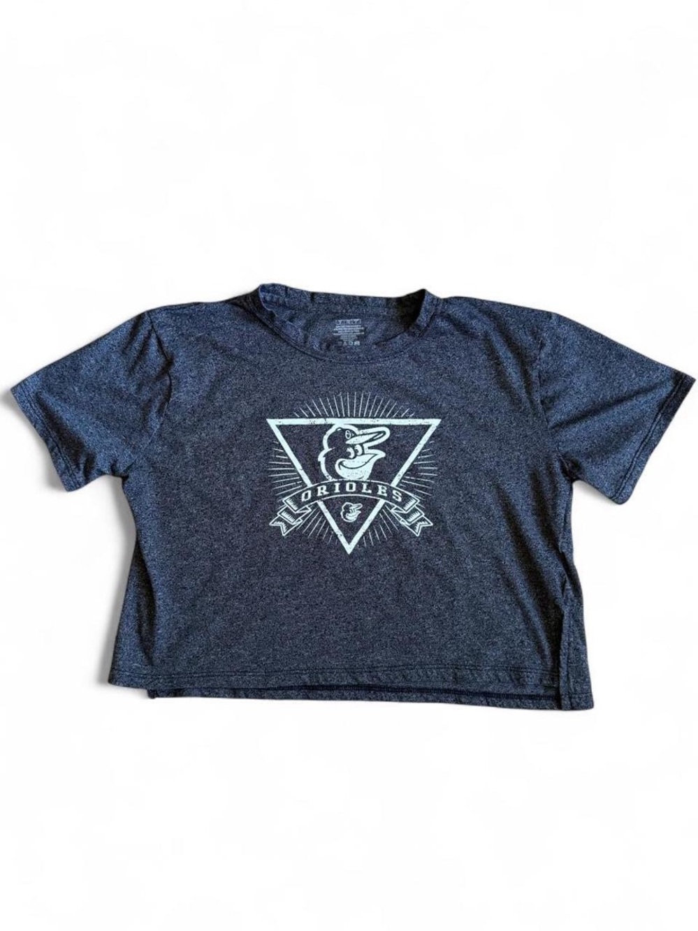 Women’s Gray Baltimore Orioles Graphic Crop Tee